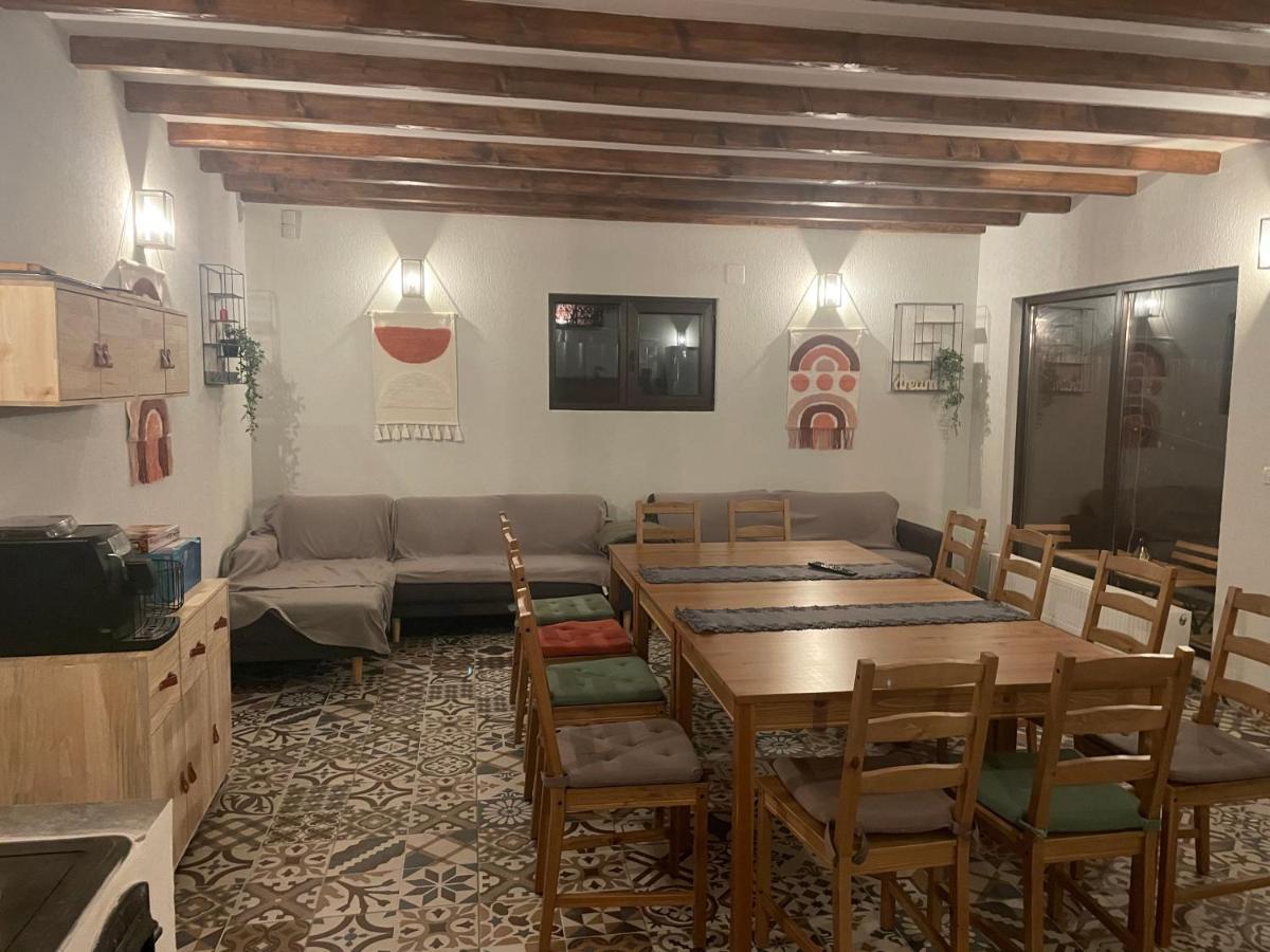 Pensiunea Saseasca Leresti Buitenkant foto
